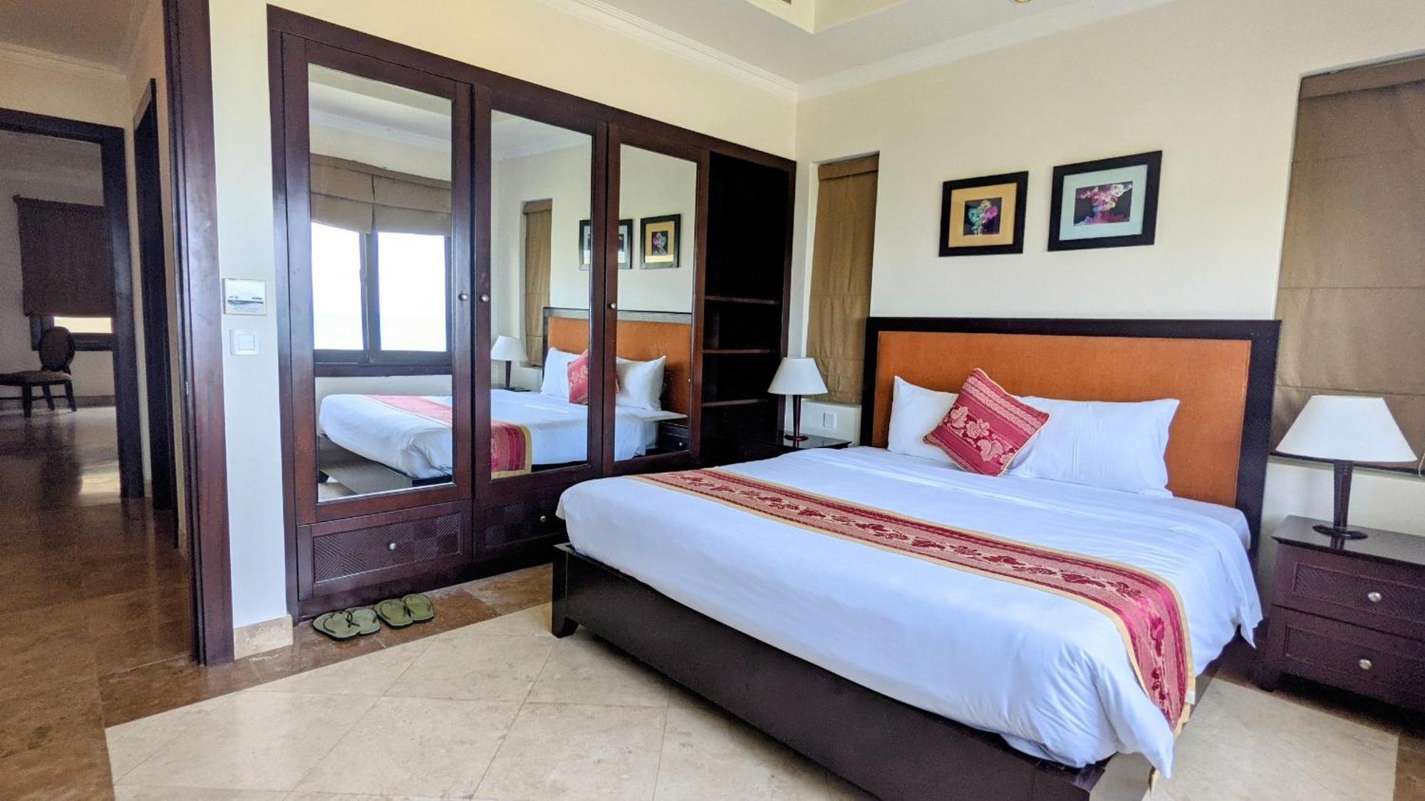 Olalani & Condotel