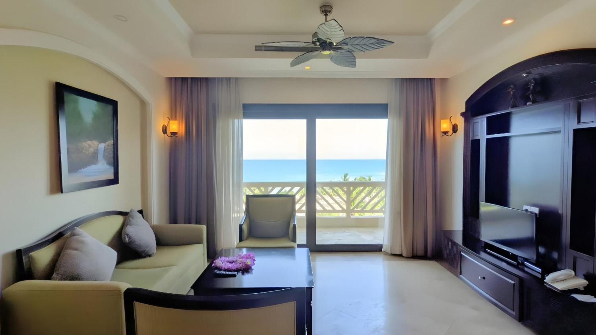 Olalani & Condotel 5*